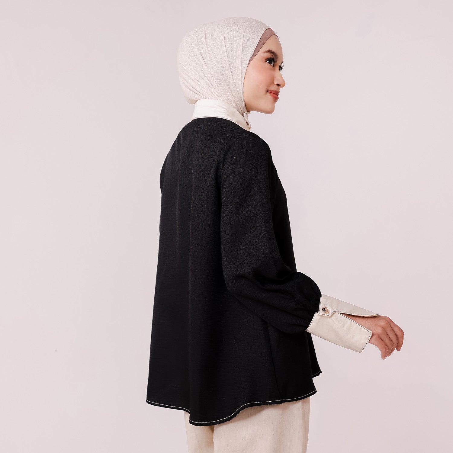 Dhea Blouse