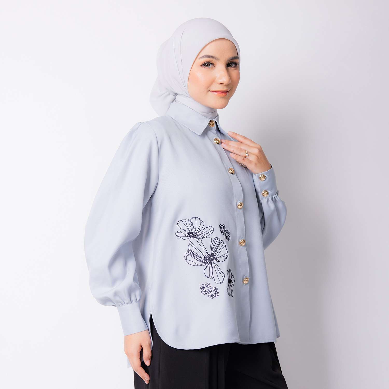 Auve Blouse