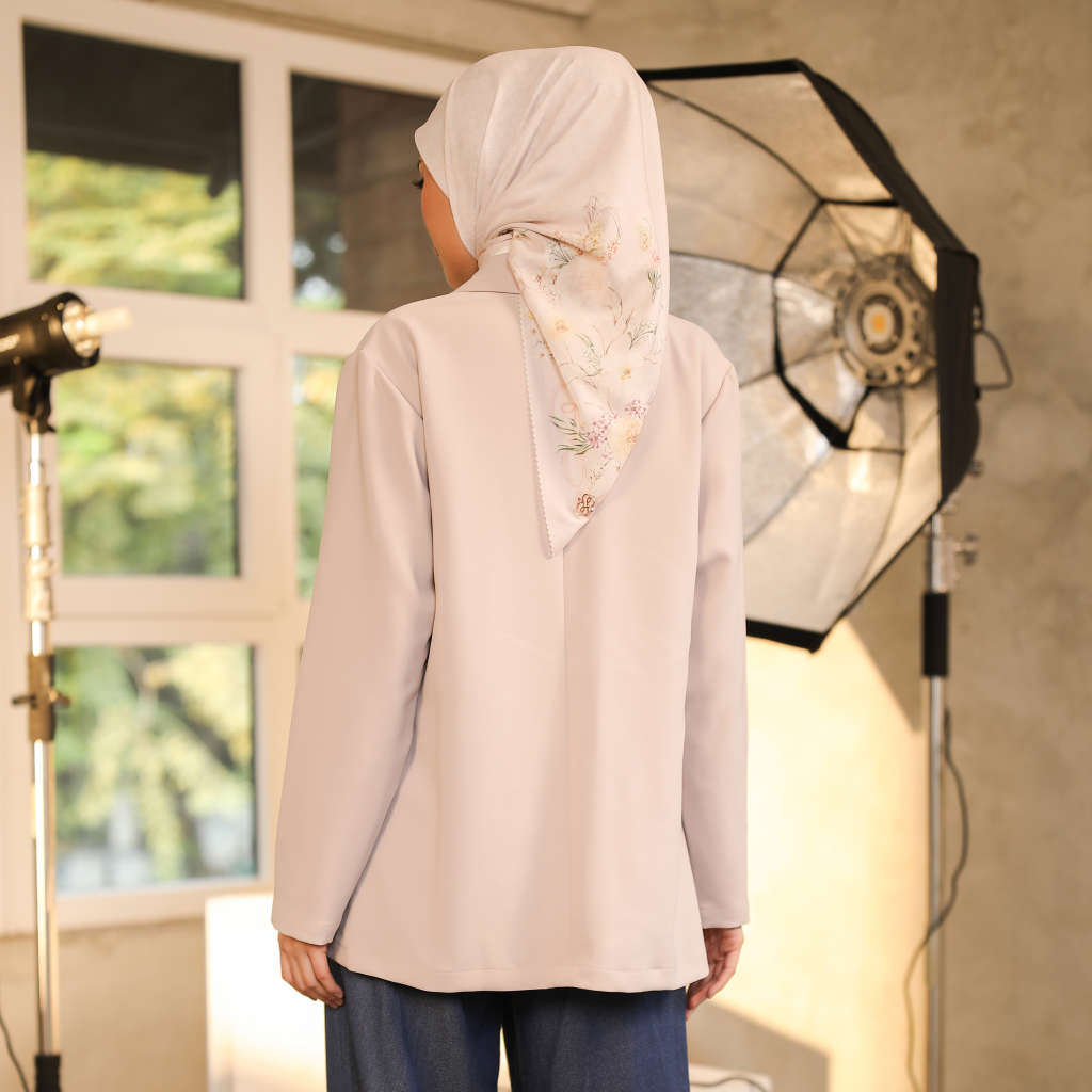 Cherie Blazer Minor
