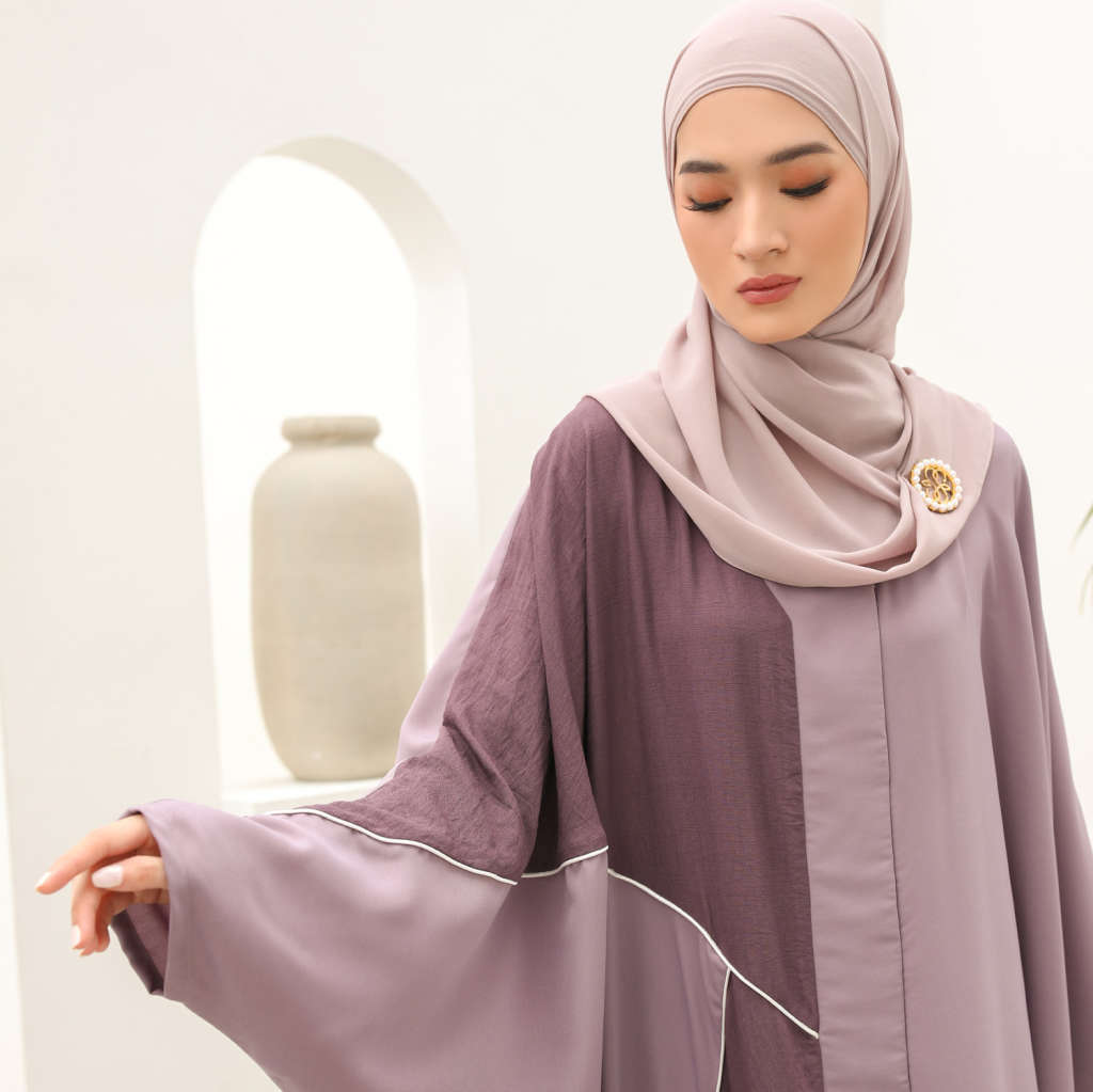 Fateenah Abaya