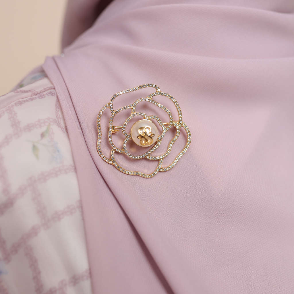 Gallica Brooch