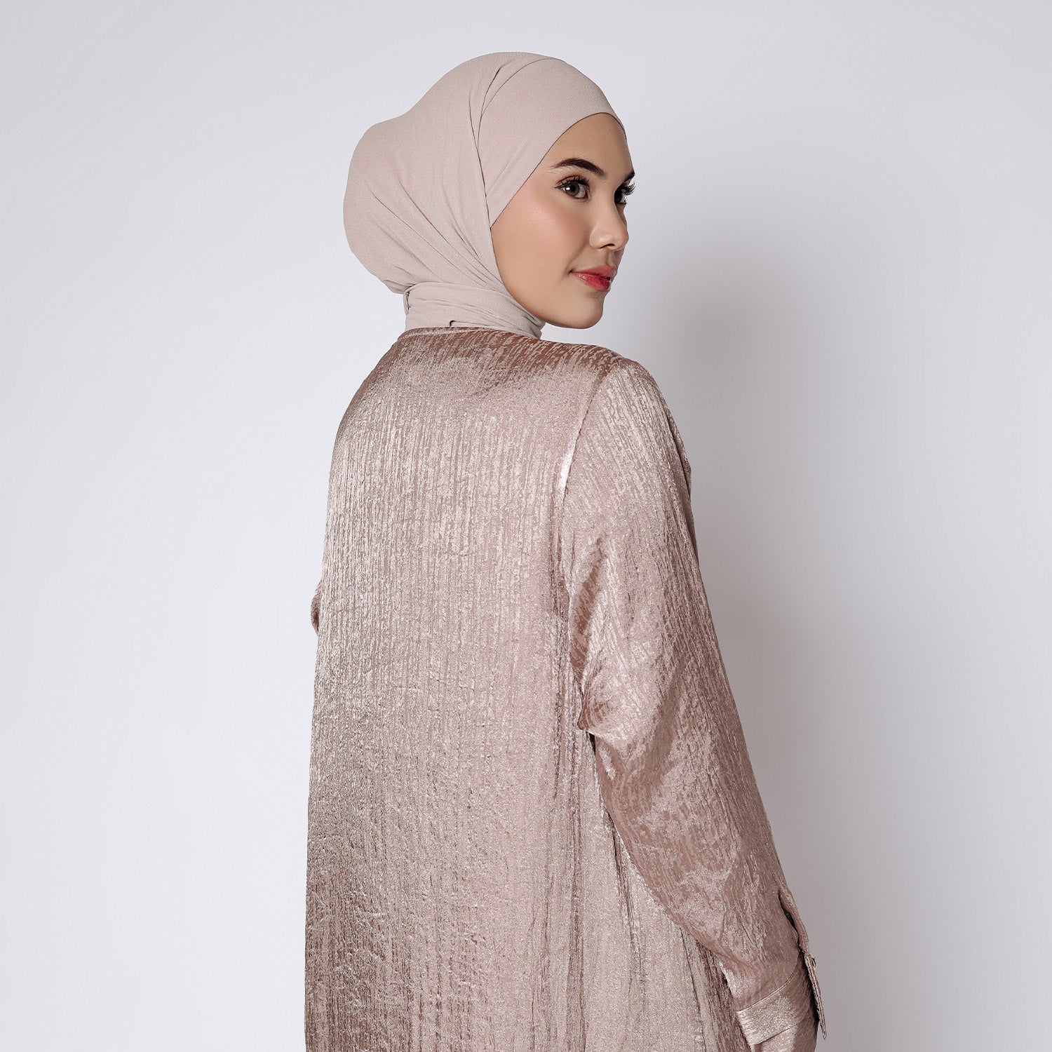 Hera Abaya