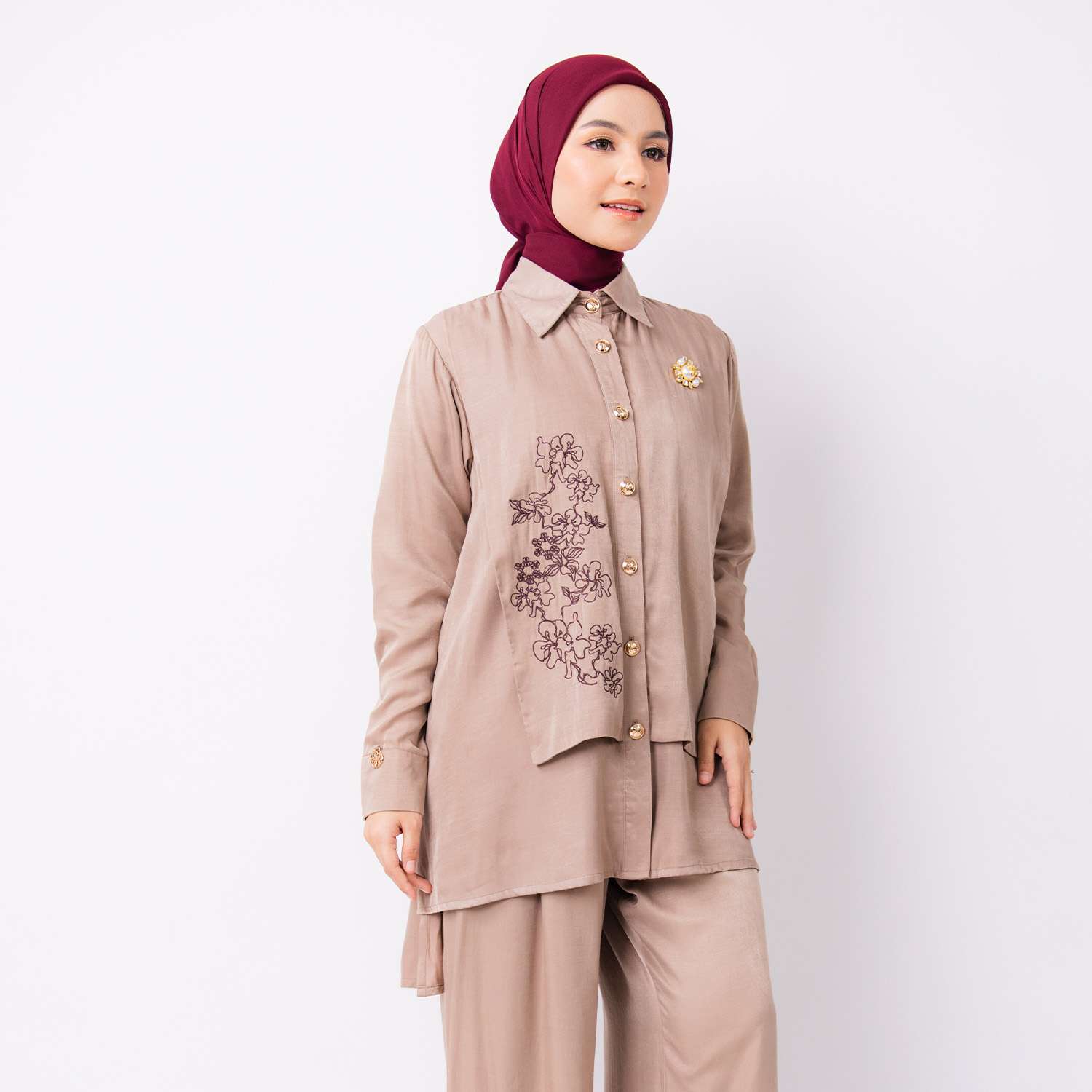 Iselyn Blouse