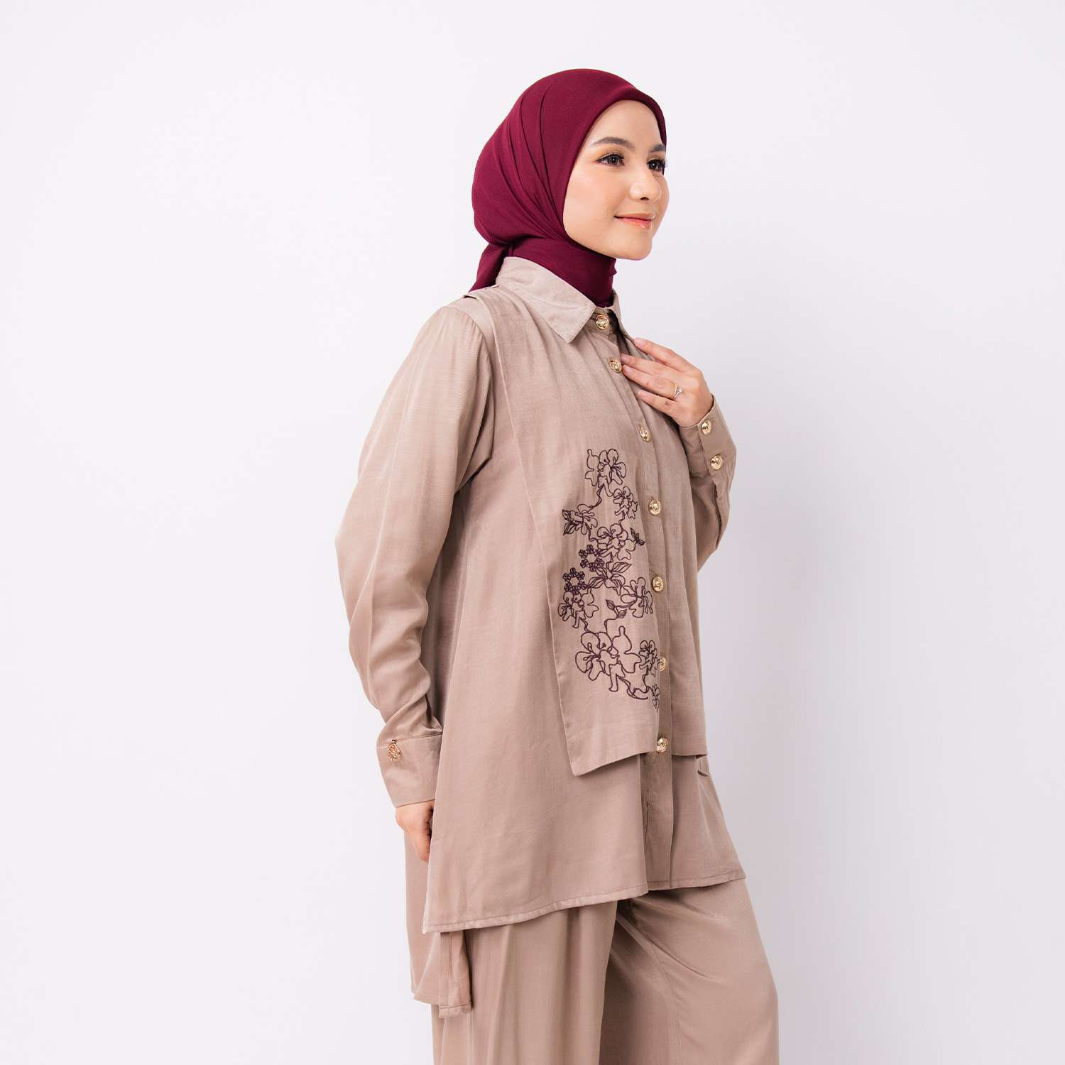Iselyn Blouse