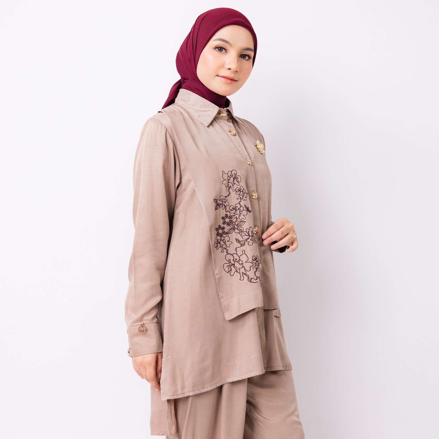 Iselyn Blouse