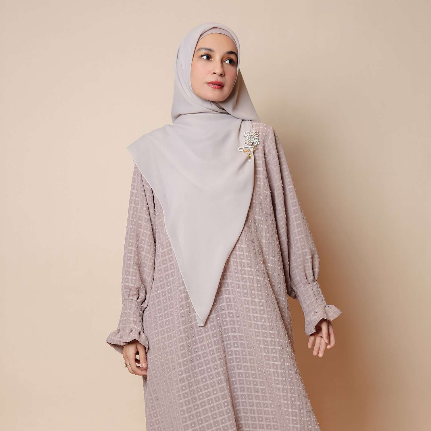 Jihan Abaya