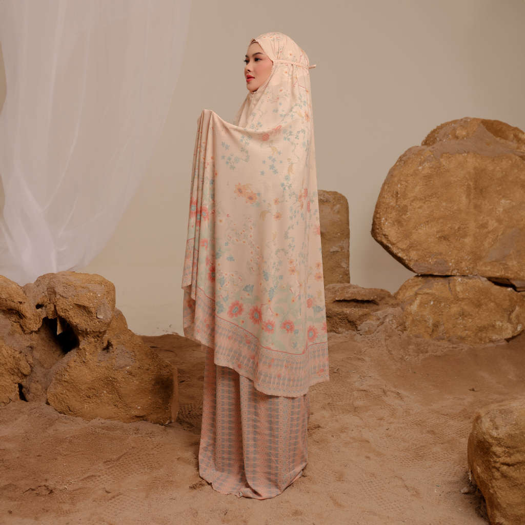 Rayana Prayer Set