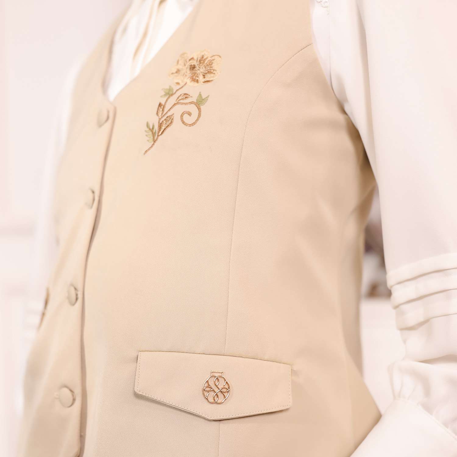 Felice Vest Cream