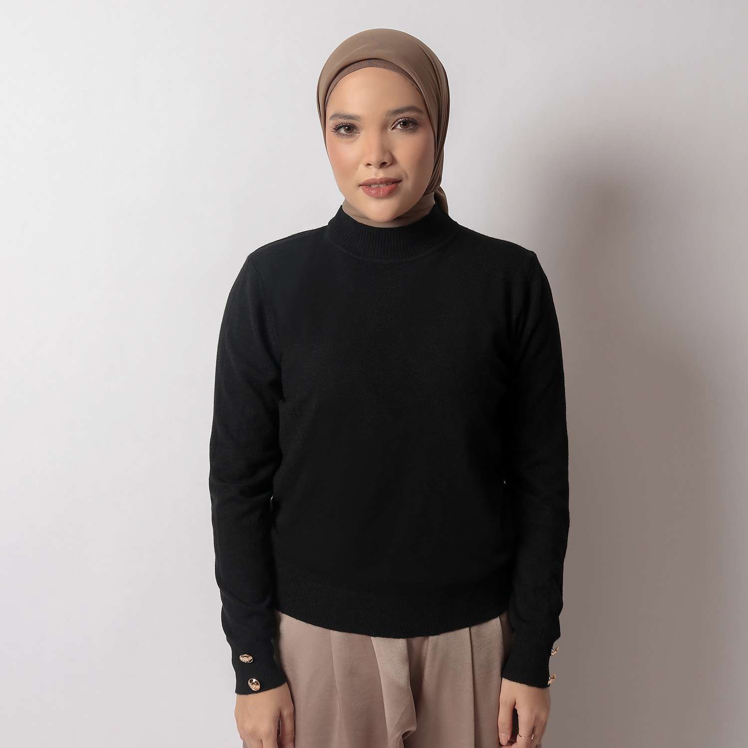 Button Basic Knit Long Sleeves