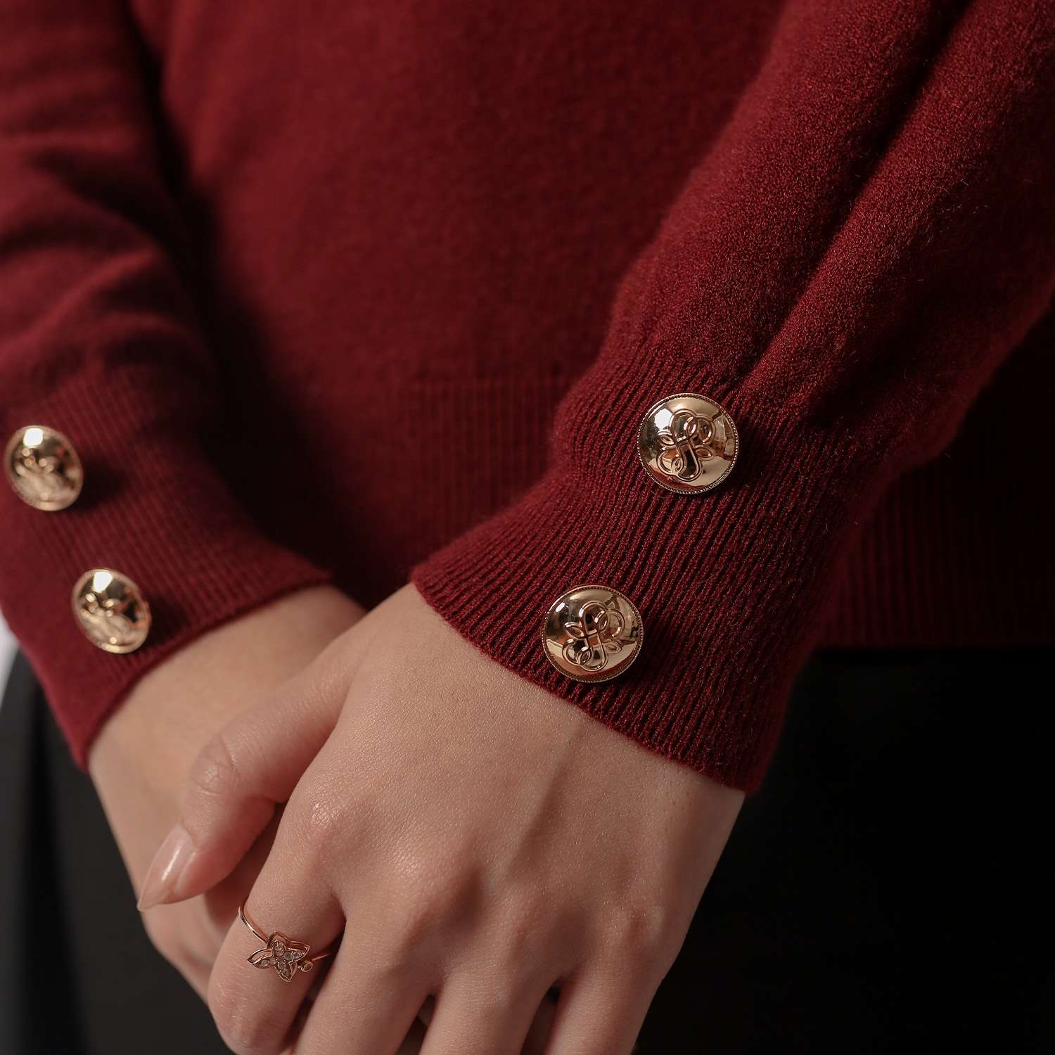 Button Basic Knit Long Sleeves