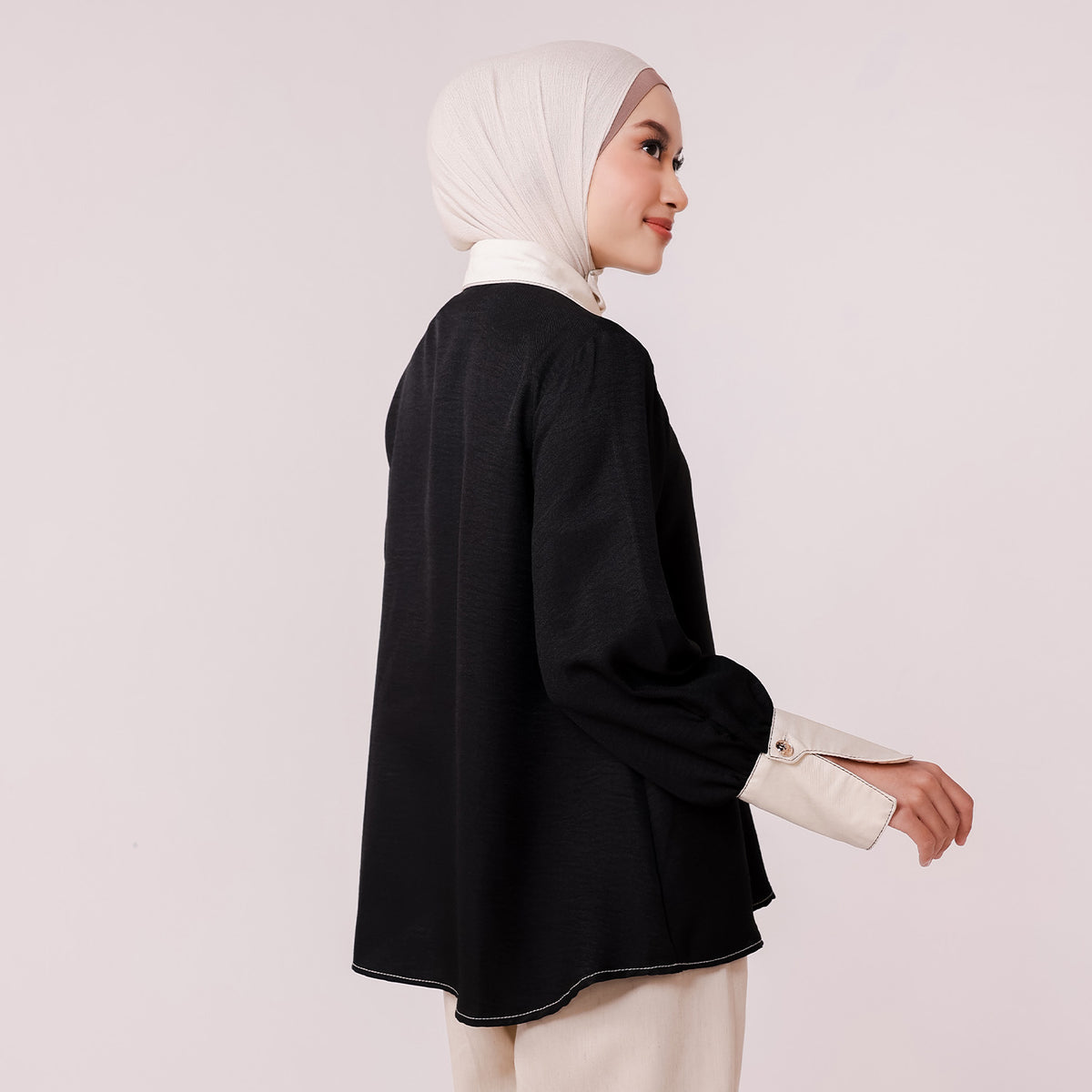 Dhea Blouse