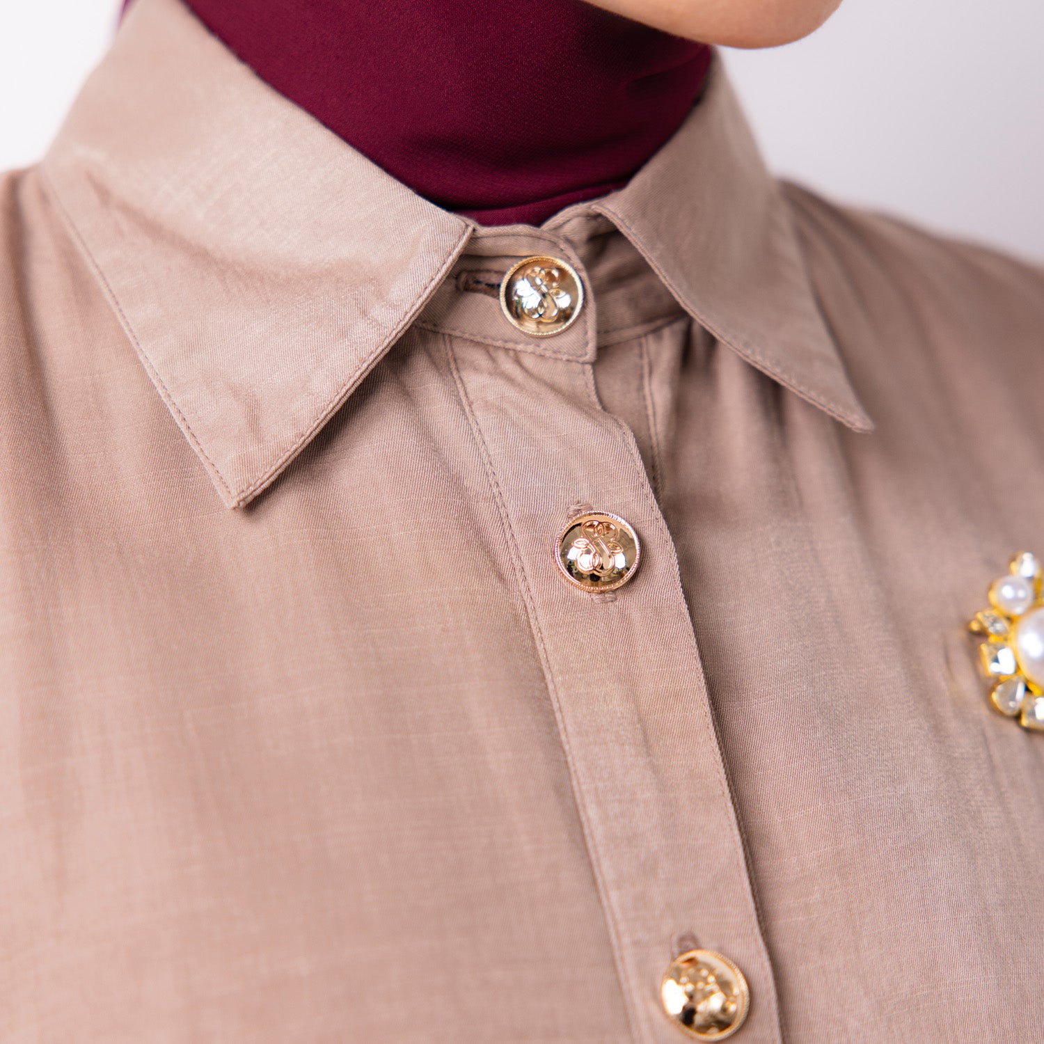Iselyn Blouse