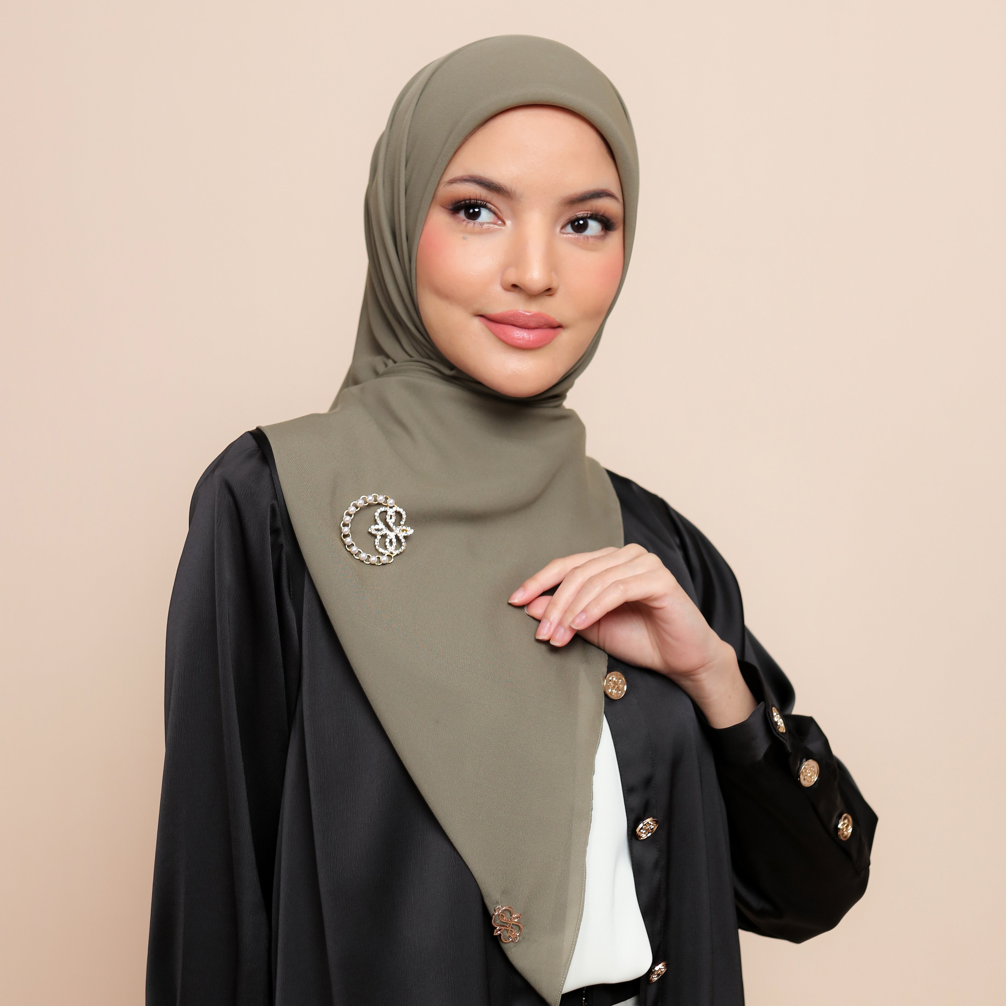 Delia Square Scarf Minor