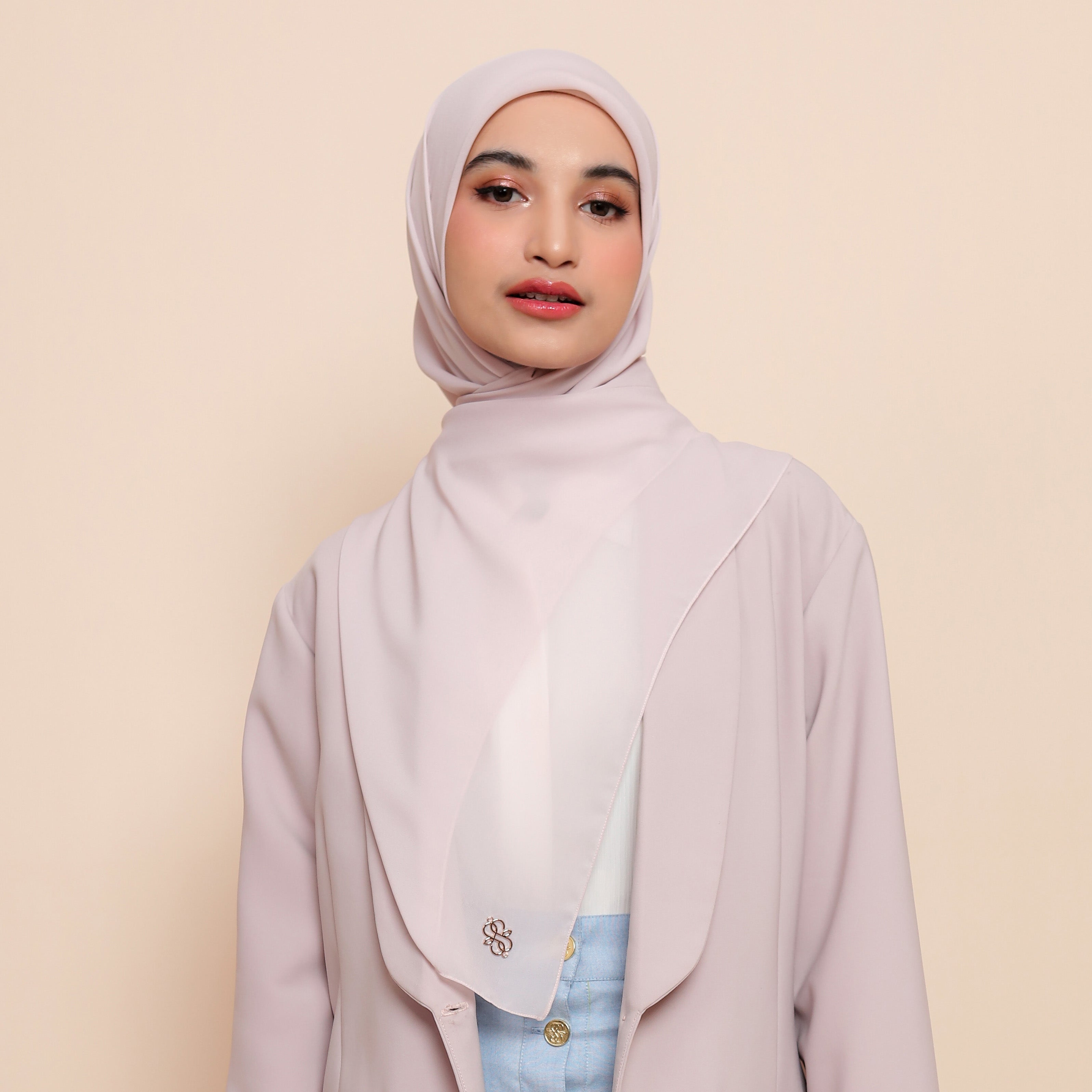 Delia Square Scarf Minor