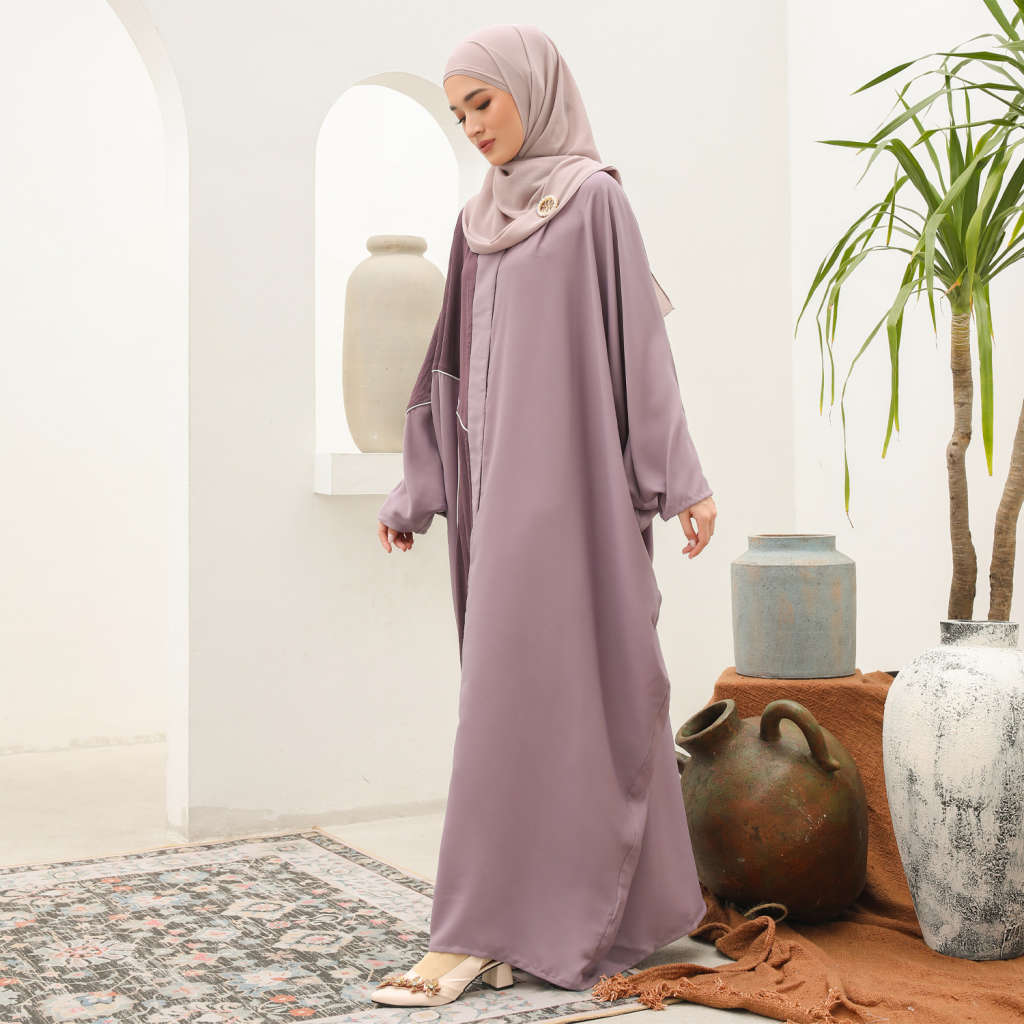 Fateenah Abaya
