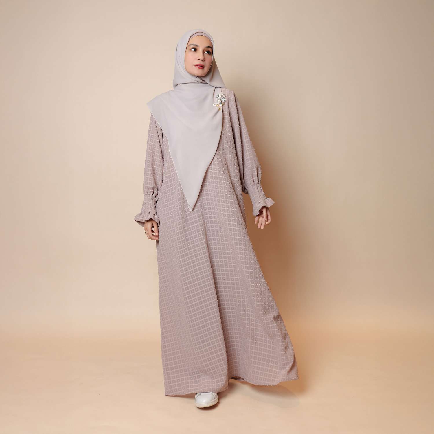Jihan Abaya