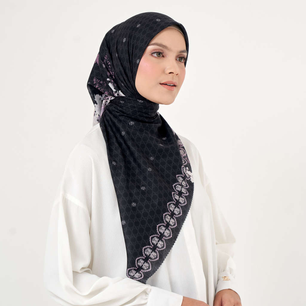 Naffa Scarf