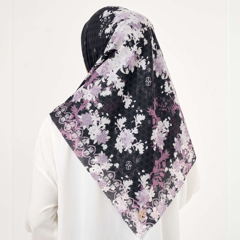 Naffa Scarf