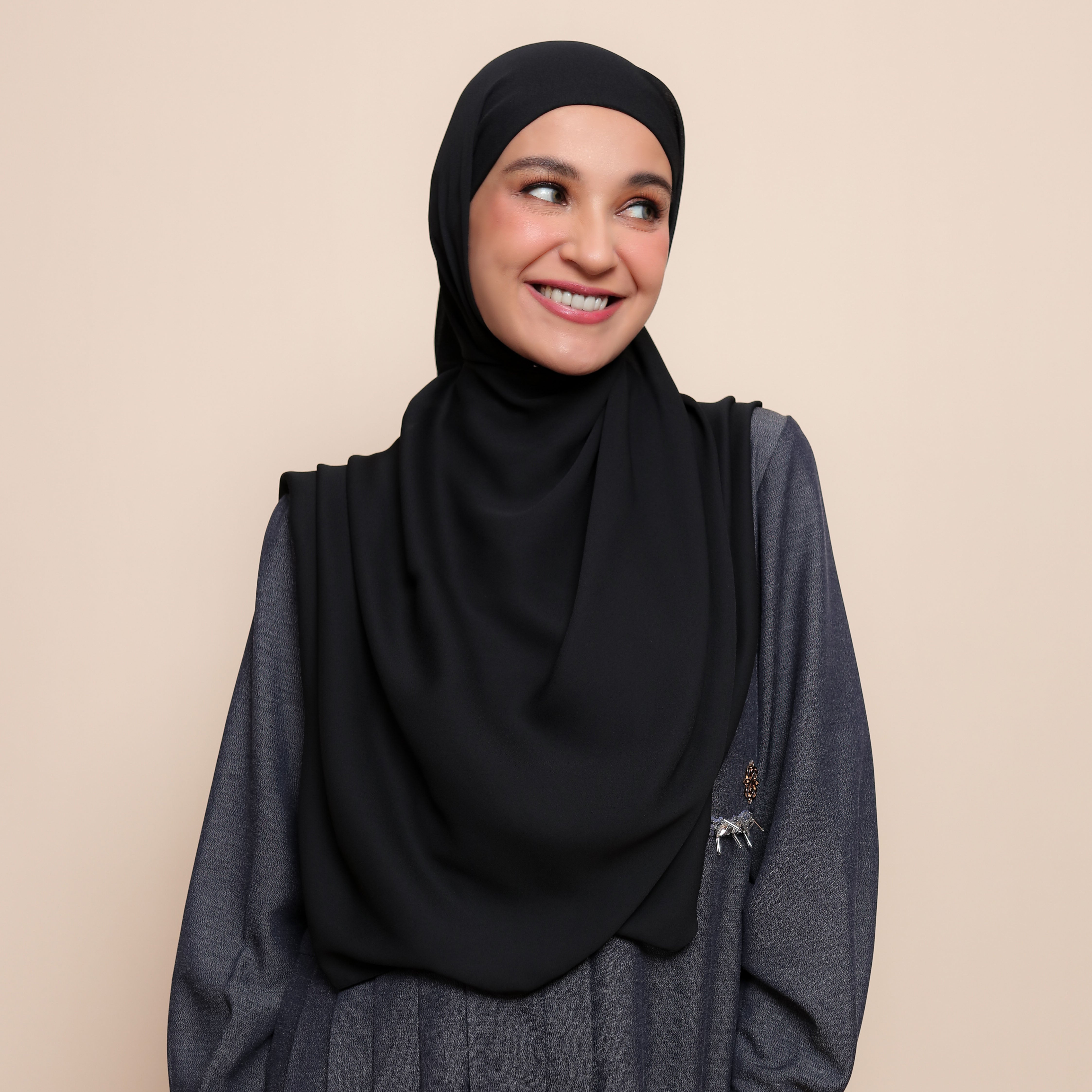 Zora Pashmina Minor